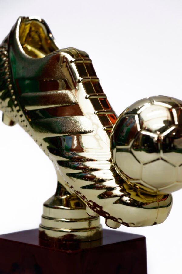 TROFEO DORADO IMPORTADO MEJOR JUGADOR MODELO 82