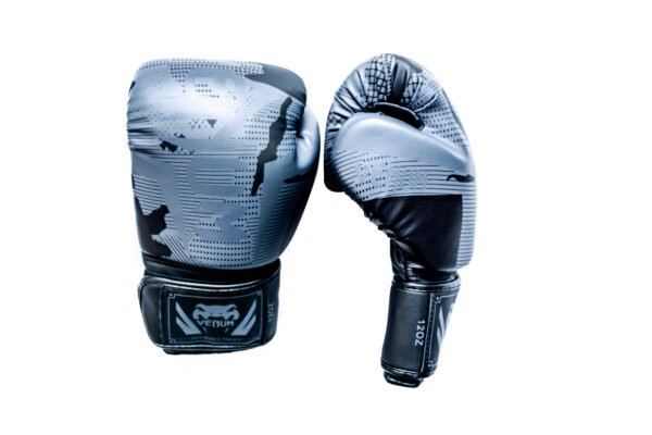 GUANTES DE BOXEO VENUM CAMUFLAJE GRIS