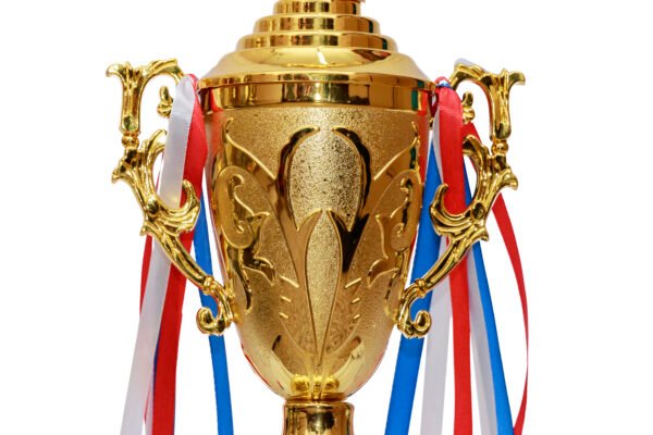 TROFEO DORADO IMPORTADO DE FUTBOL MODELO 34
